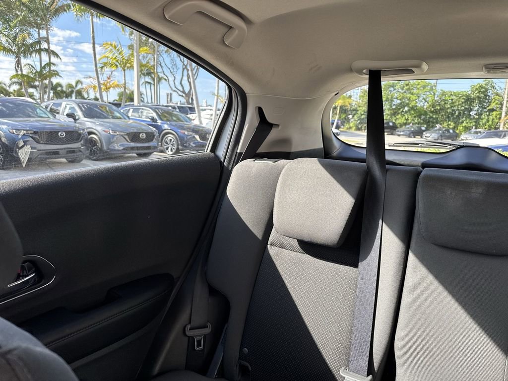 Used 2022 Honda HR-V EX image 18