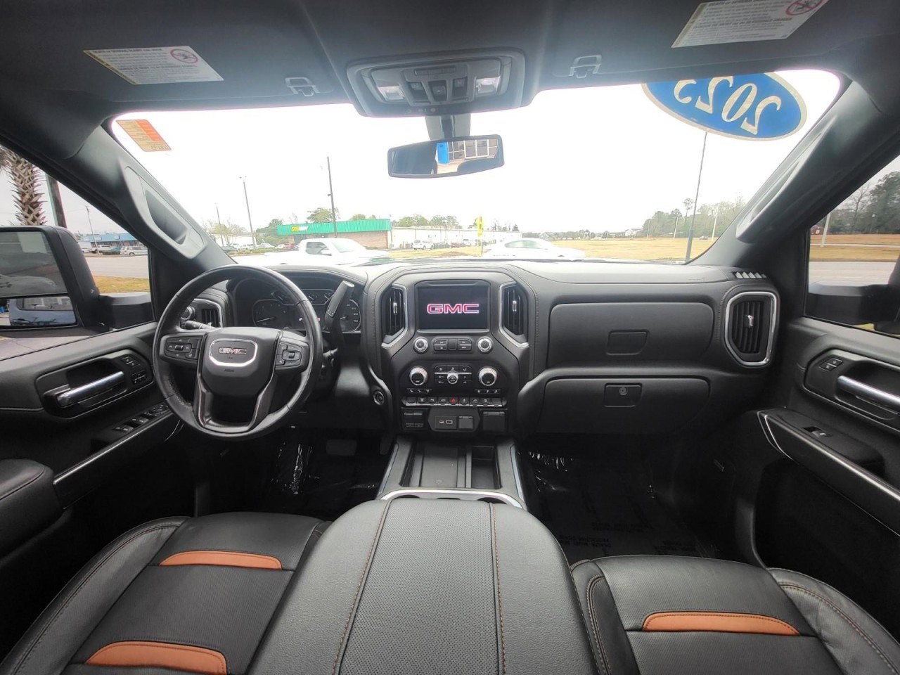 Used 2023 GMC Sierra 2500 AT4 w/ AT4 Preferred Package image 16