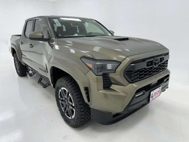 New 2026 Toyota Tacoma TRD Sport image 2