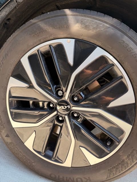 Used 2023 Kia EV6 Wind w/ Wind Technology Package AWD/4WD image 15