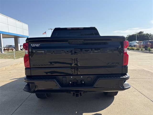 Used 2024 Chevrolet Silverado 1500 ZR2 w/ Technology Package image 13