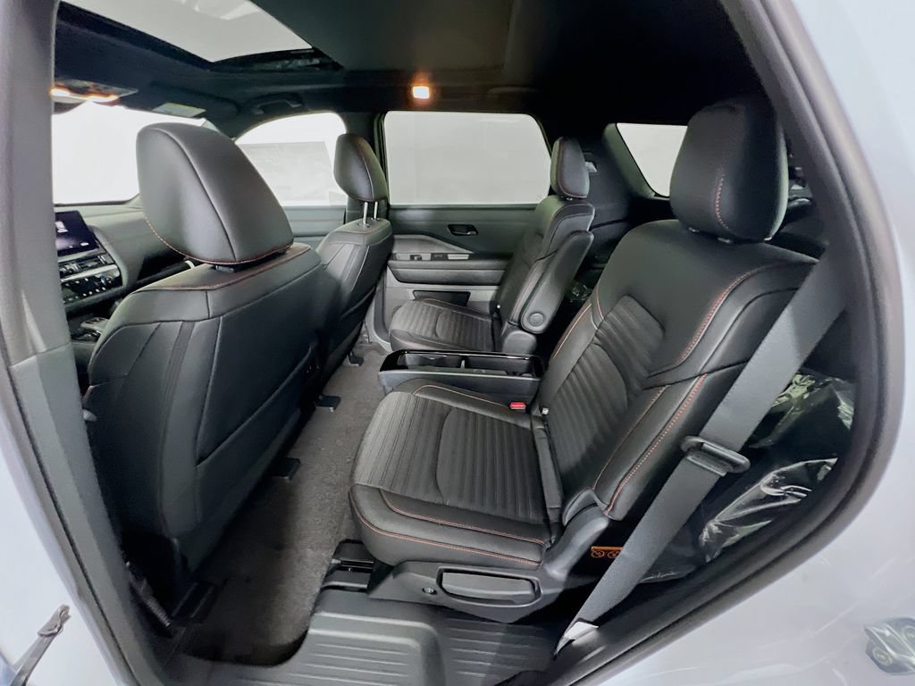 New 2026 Nissan Pathfinder Rock Creek w/ Rock Creek Premium Package AWD/4WD image 23