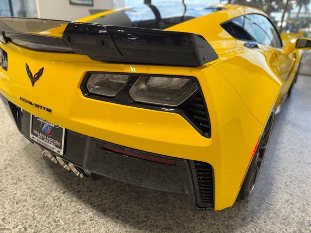 Used 2018 Chevrolet Corvette Z06 RWD image 38