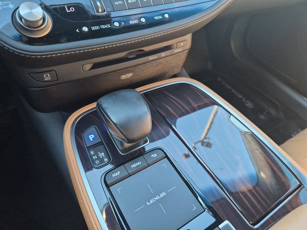 Used 2021 Lexus LS 500 AWD w/ Interior Upgrade Package image 21