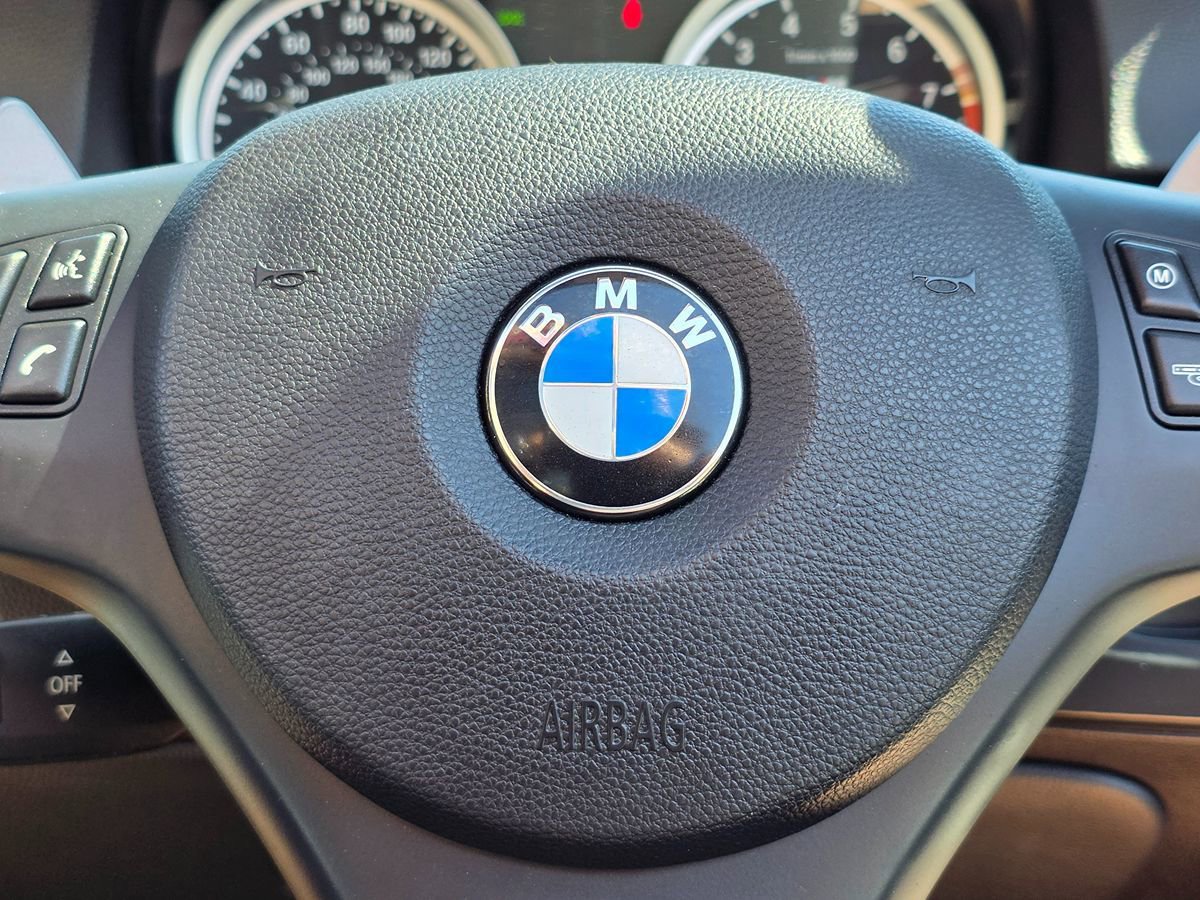 Used 2012 BMW M3 Convertible RWD image 26