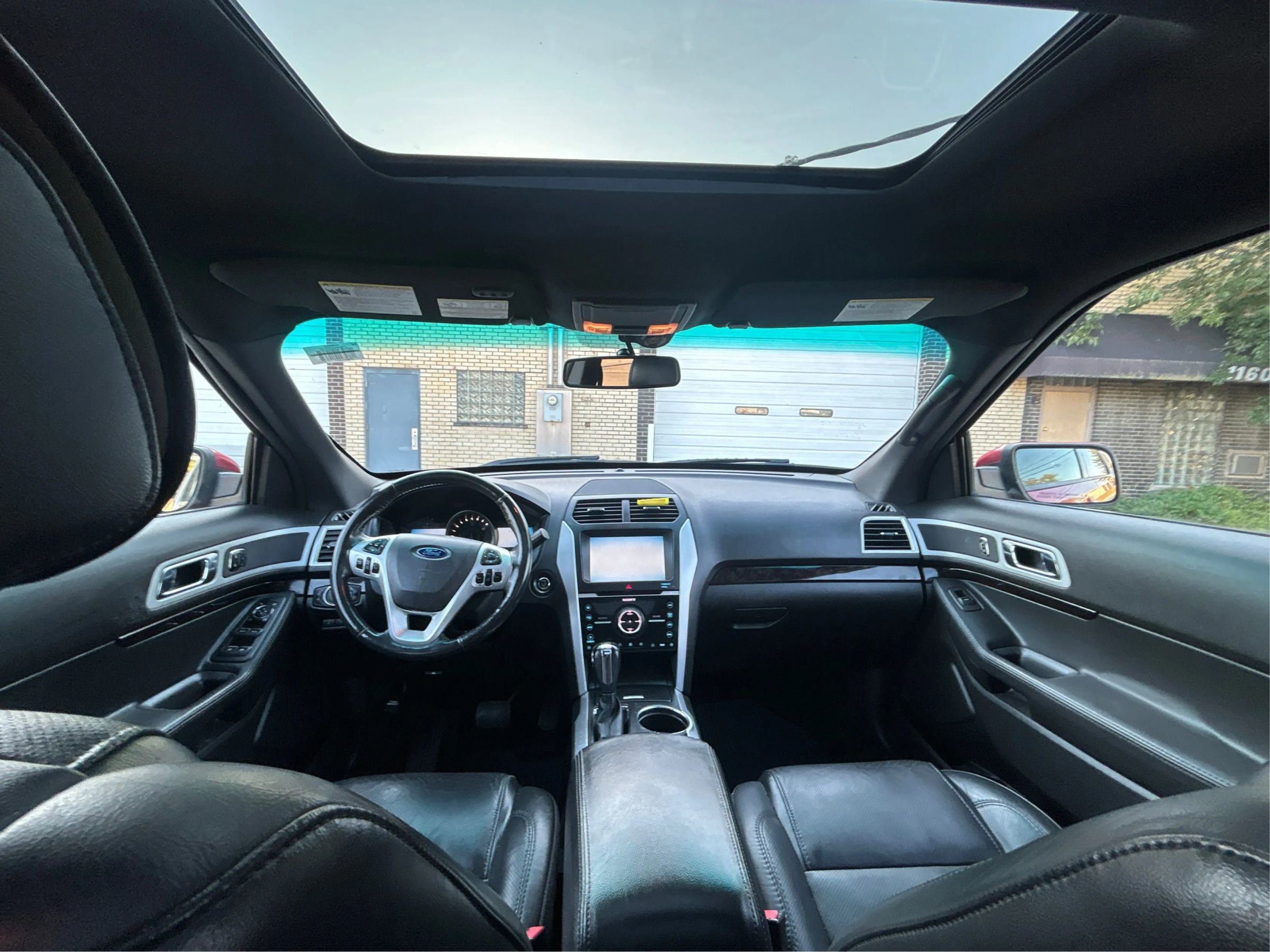 Used 2012 Ford Explorer Limited image 26