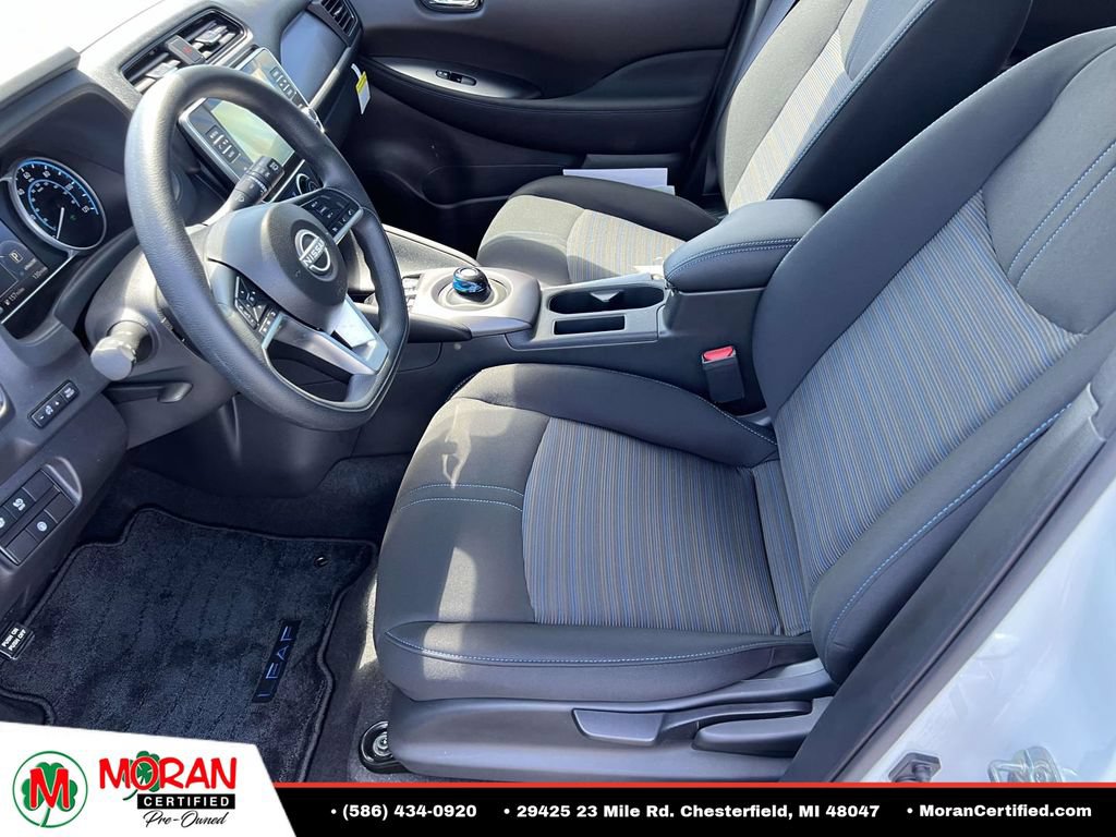 Used 2025 Nissan Leaf S FWD image 16