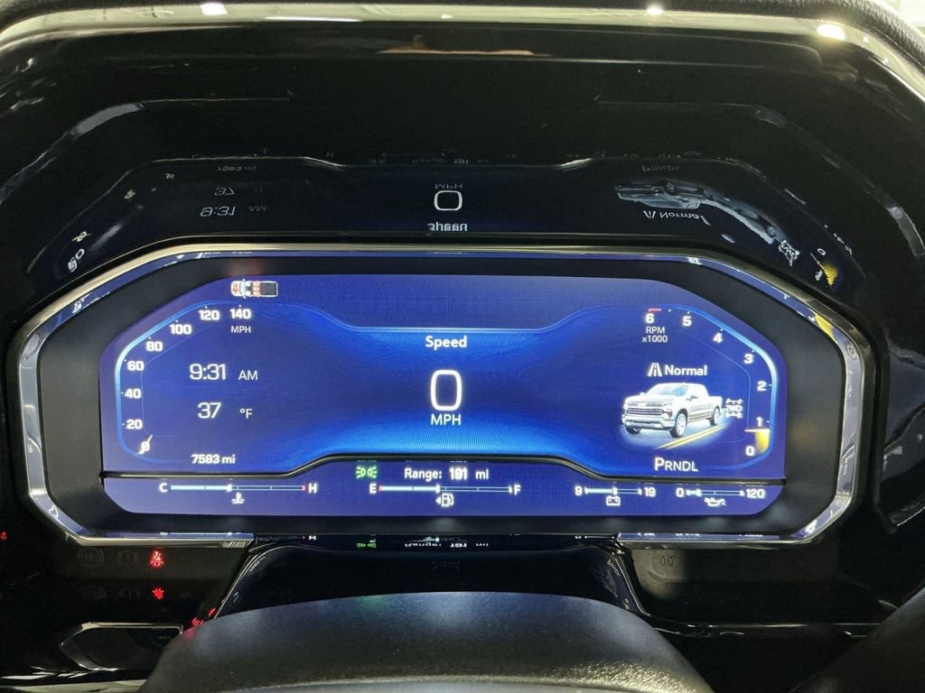 Used 2025 Chevrolet Silverado 1500 LT image 25