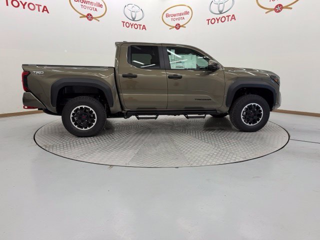 New 2026 Toyota Tacoma TRD Off-Road AWD/4WD image 3