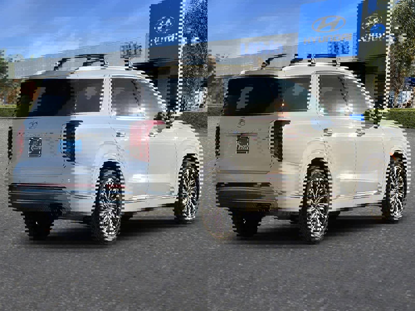 Used 2023 Hyundai Palisade Calligraphy video 3