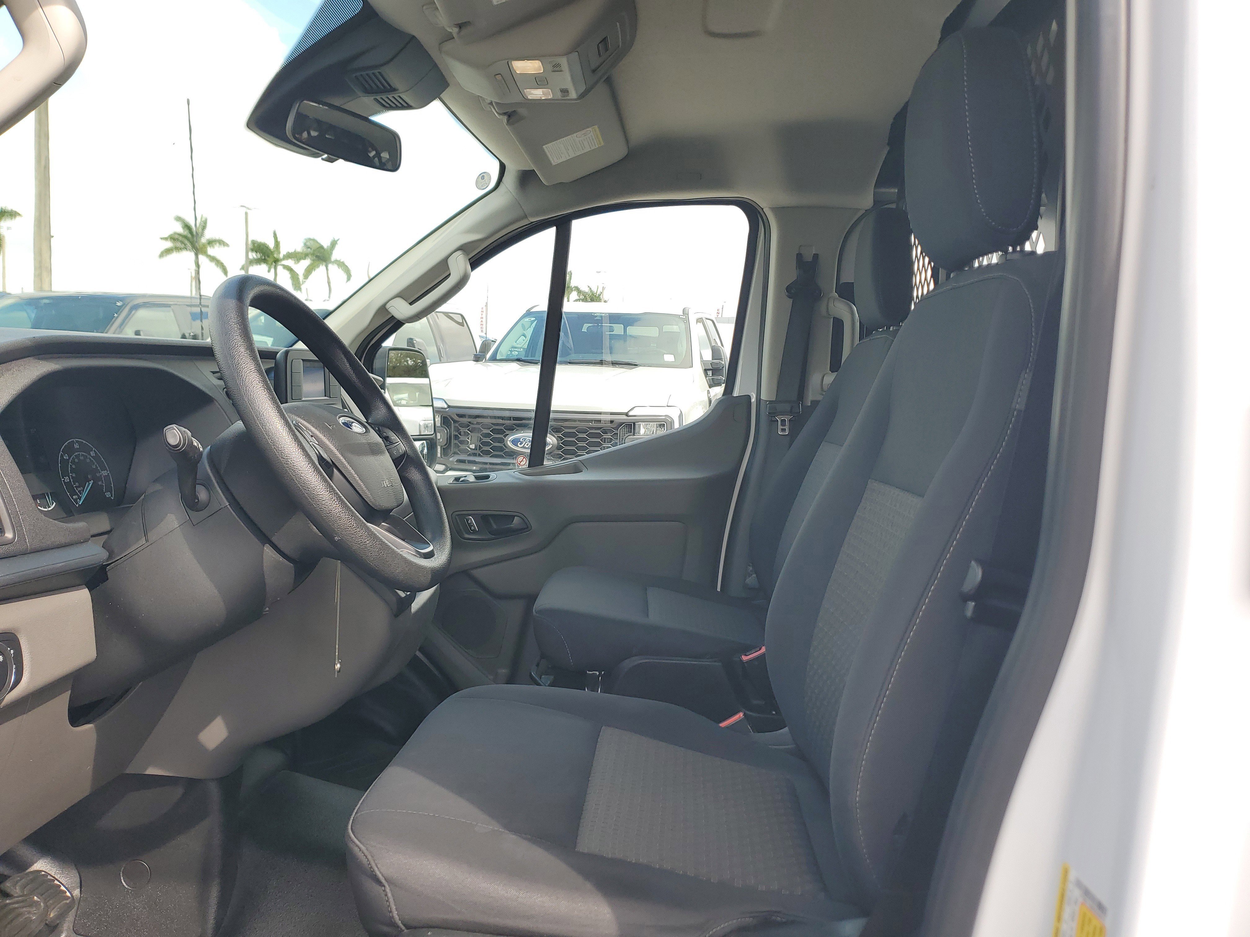 Used 2024 Ford Transit 250 Low Roof w/ Exterior Upgrade Package image 15