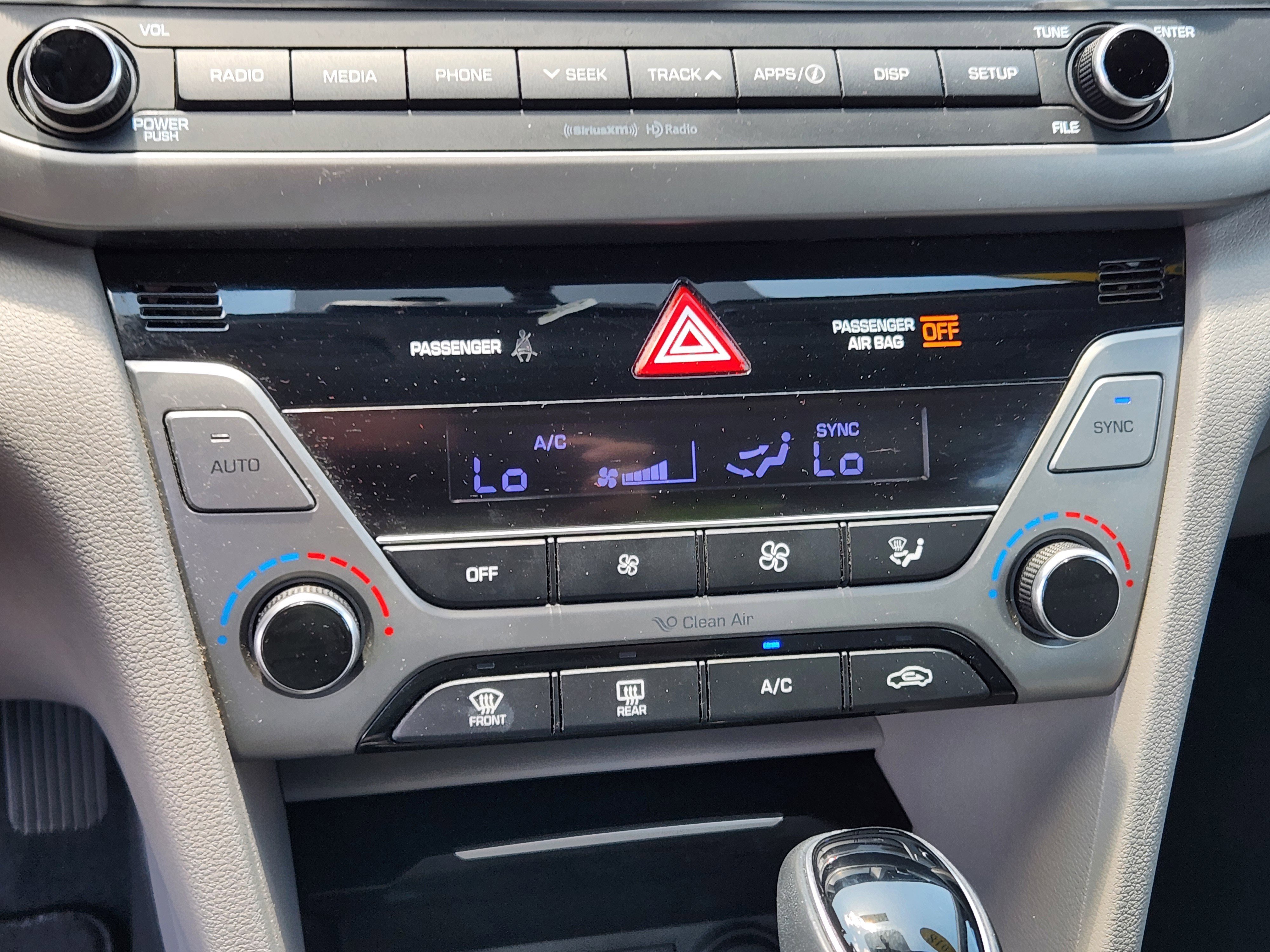 Used 2018 Hyundai Elantra Value Edition FWD image 20