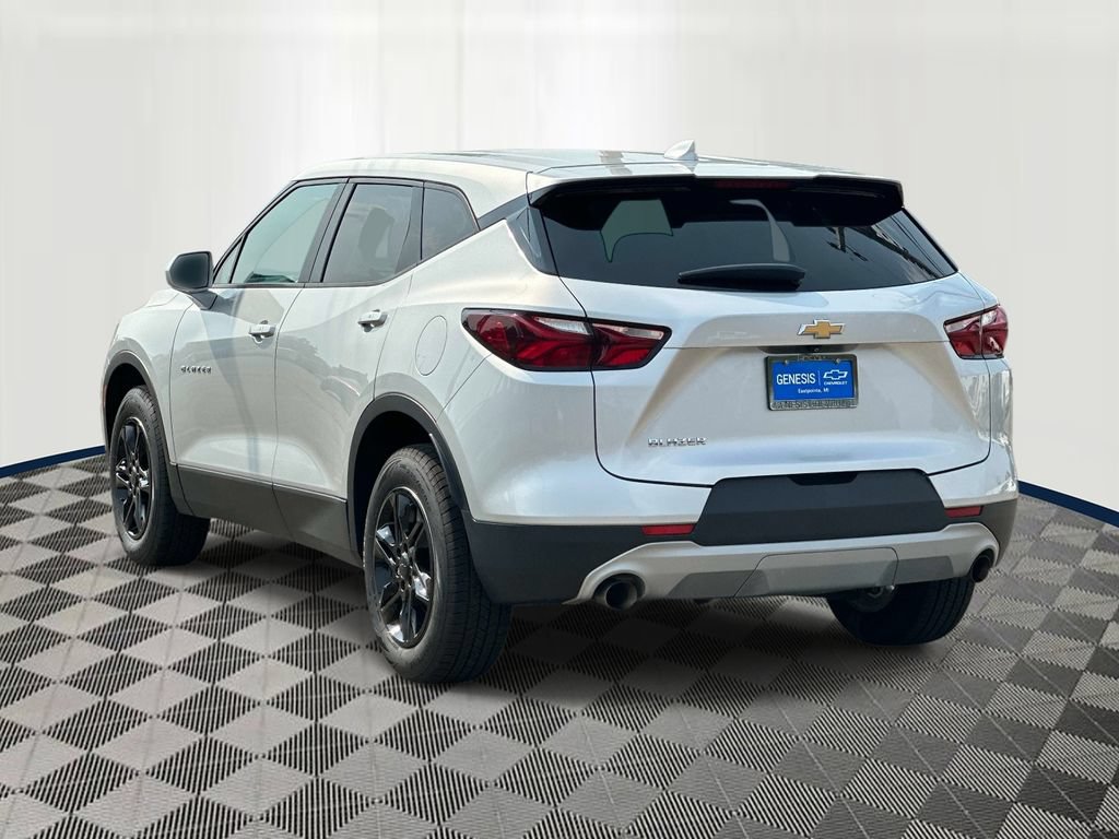 Used 2020 Chevrolet Blazer LT w/ LPO, Floor Liner Package FWD image 4