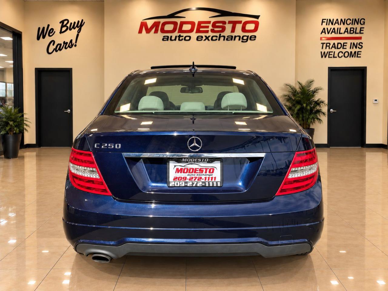 Used 2012 Mercedes-Benz C 250 Sedan image 4