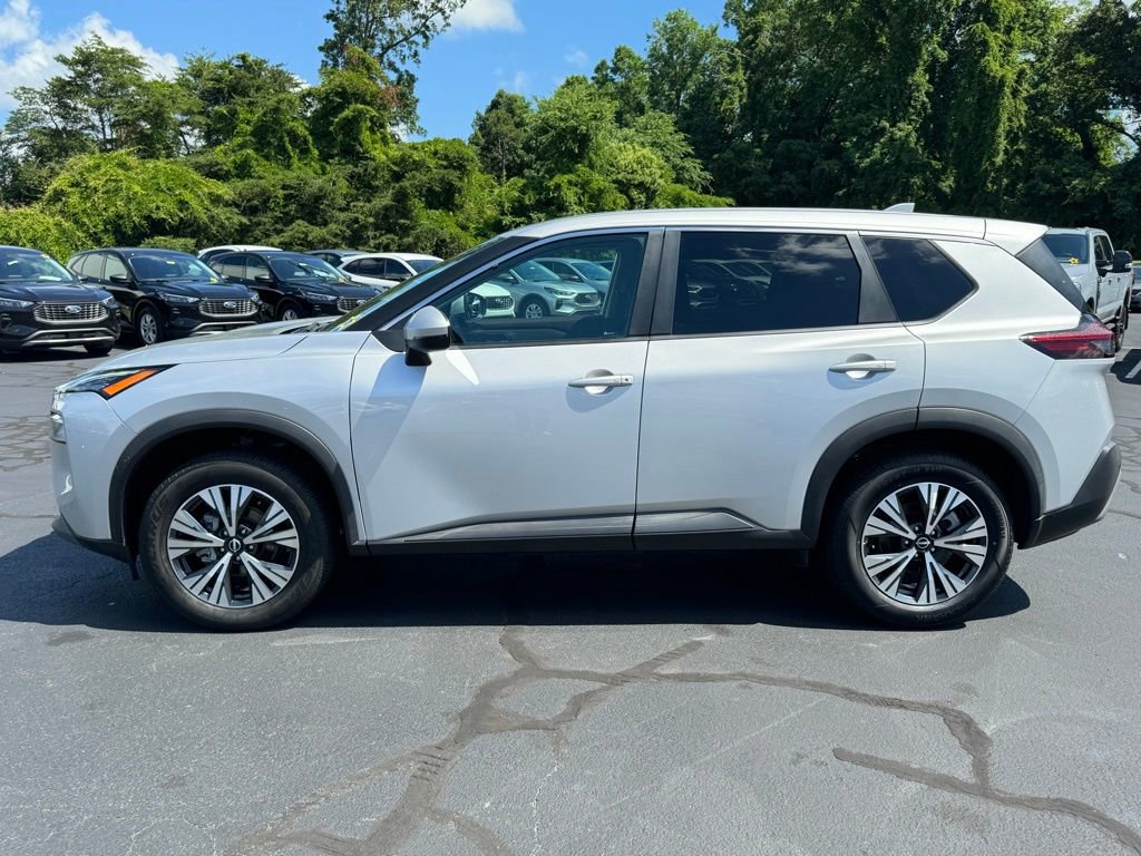 Used 2022 Nissan Rogue SV image 12