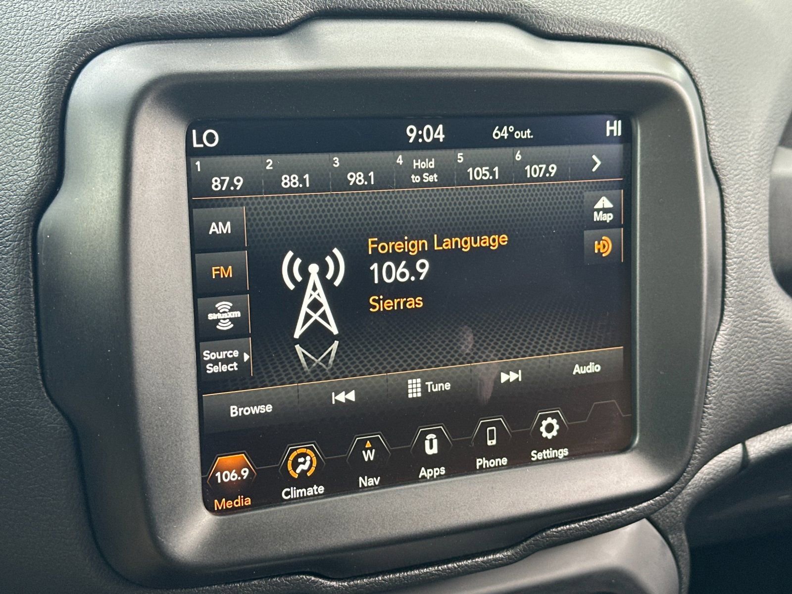 Used 2023 Jeep Renegade Trailhawk w/ Trailer Tow Group image 17