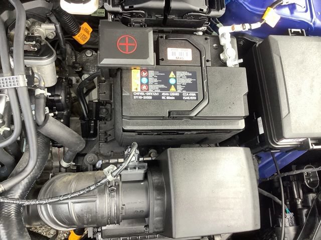 Certified 2025 Hyundai Venue SEL FWD image 32