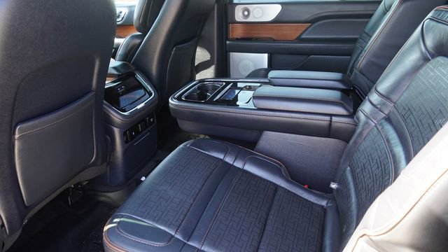 Used 2023 Lincoln Navigator L Black Label AWD/4WD image 13