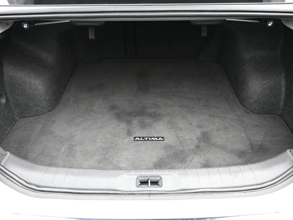 Used 2023 Nissan Altima 2.0 SR image 13