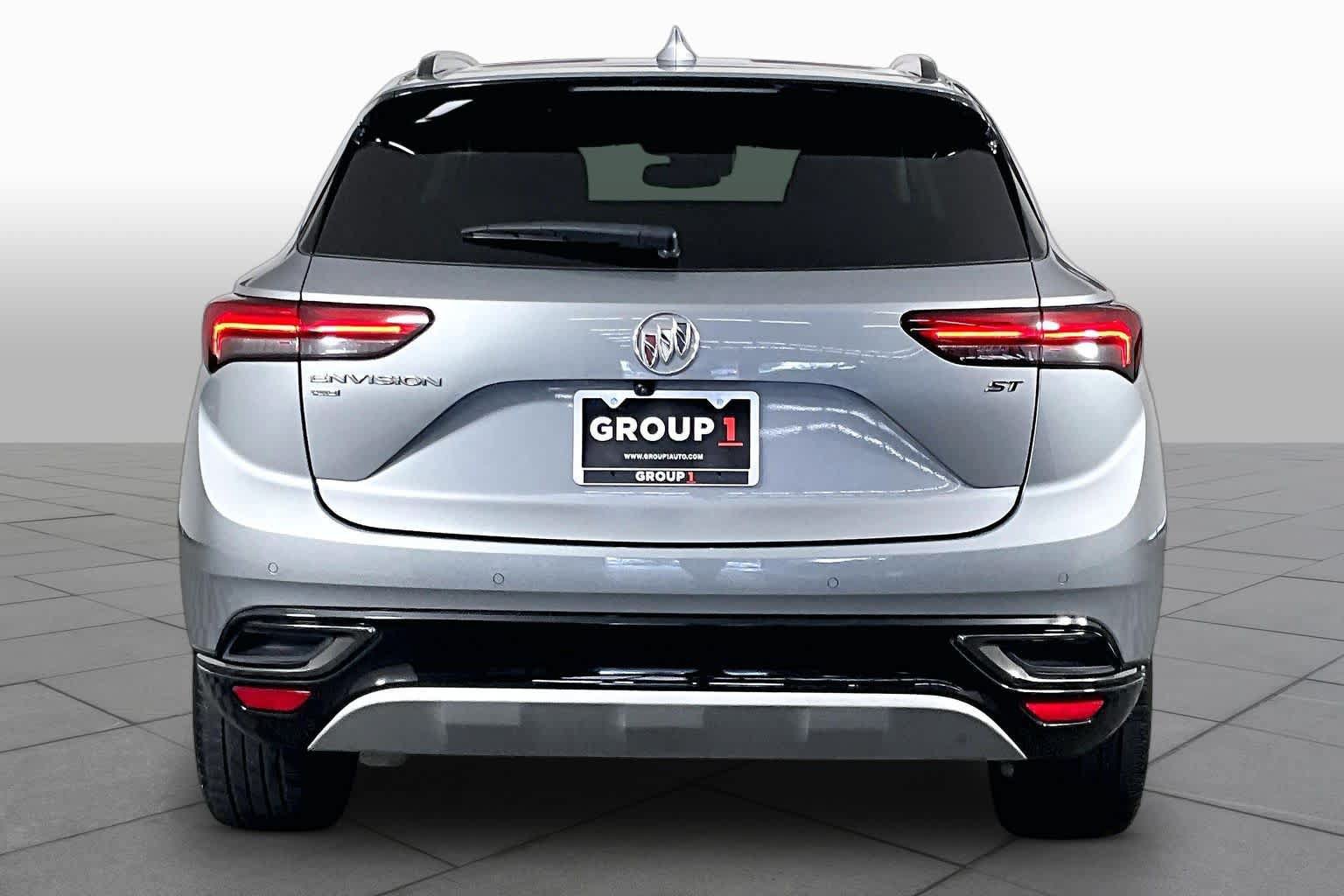 Used 2023 Buick Envision Essence w/ Sport Touring Package AWD/4WD image 5