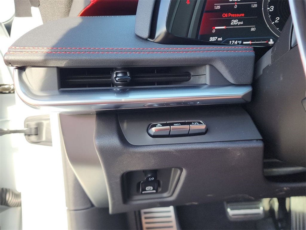 Used 2024 Chevrolet Corvette Z06 image 18