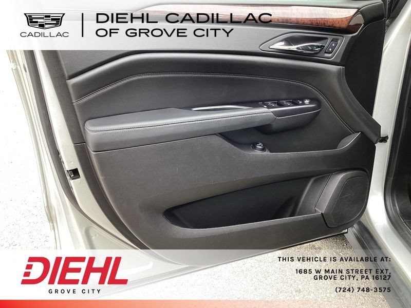 Used 2016 Cadillac SRX Luxury w/ Driver Awareness Package AWD/4WD image 13