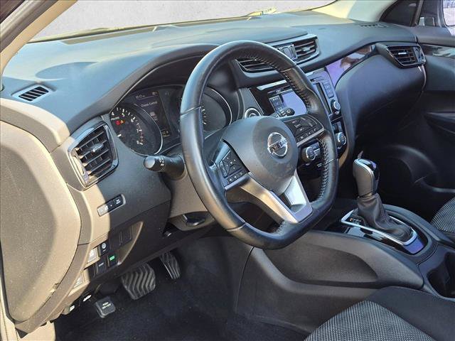 Used 2021 Nissan Rogue Sport SV FWD image 10
