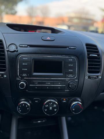 Used 2014 Kia Forte LX w/ Popular Package image 14