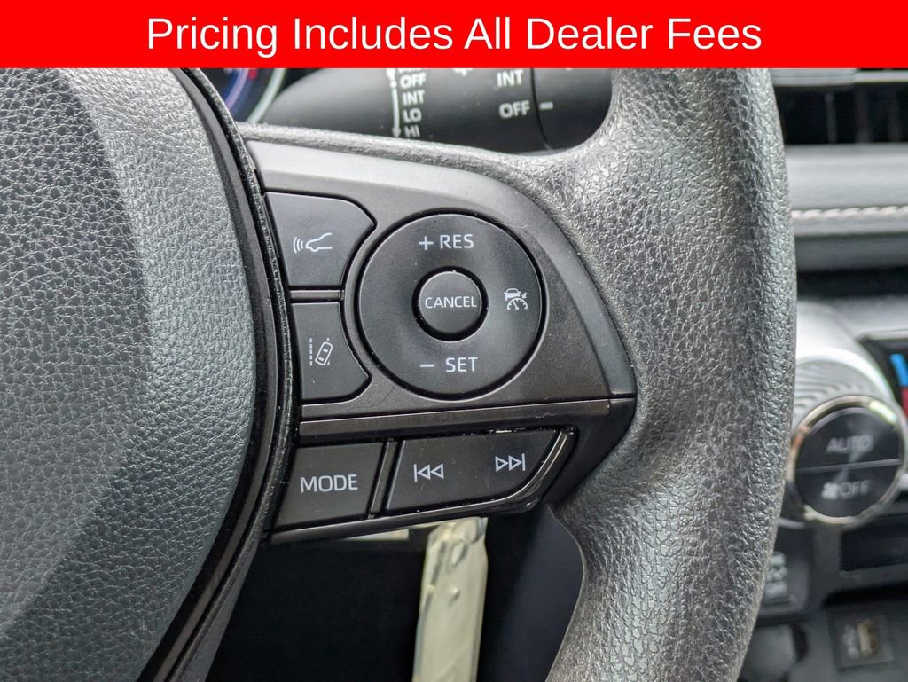 Certified 2024 Toyota RAV4 LE AWD/4WD image 28