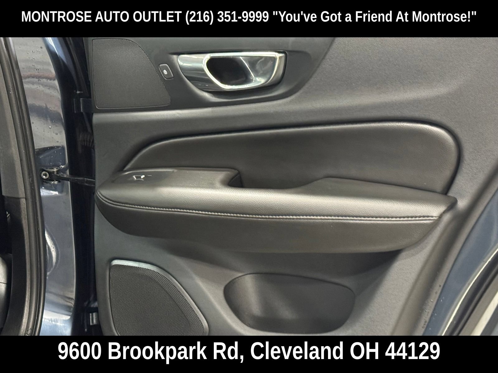 Used 2019 Volvo S60 T6 Momentum w/ Multimedia Package AWD/4WD image 47