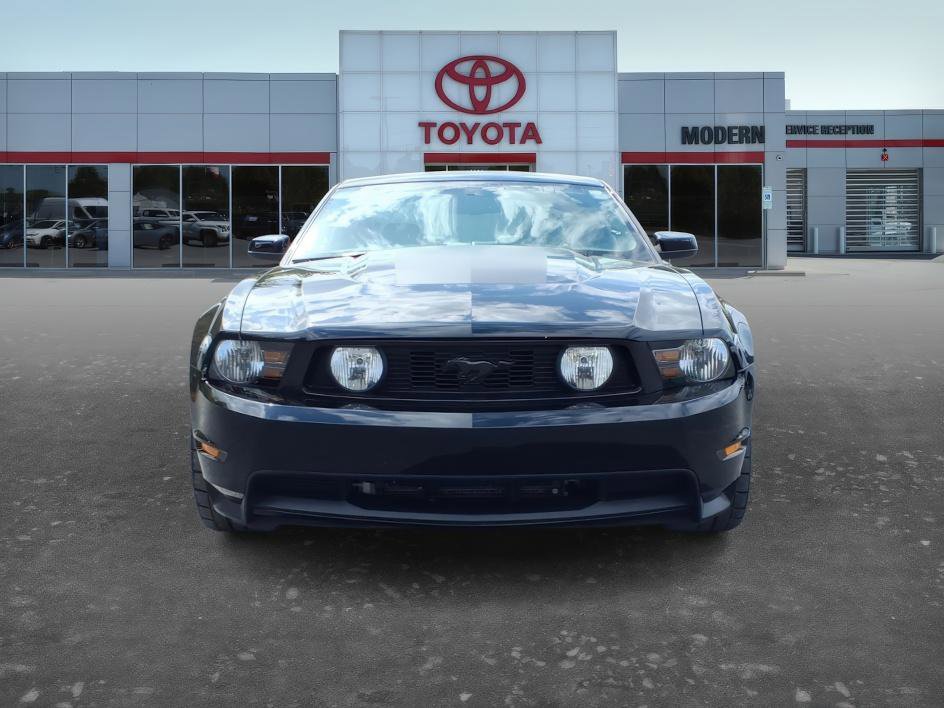 Used 2010 Ford Mustang GT image 3