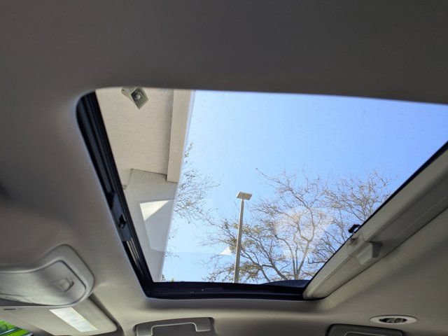 Used 2017 GMC Acadia Denali w/ Technology Package image 23