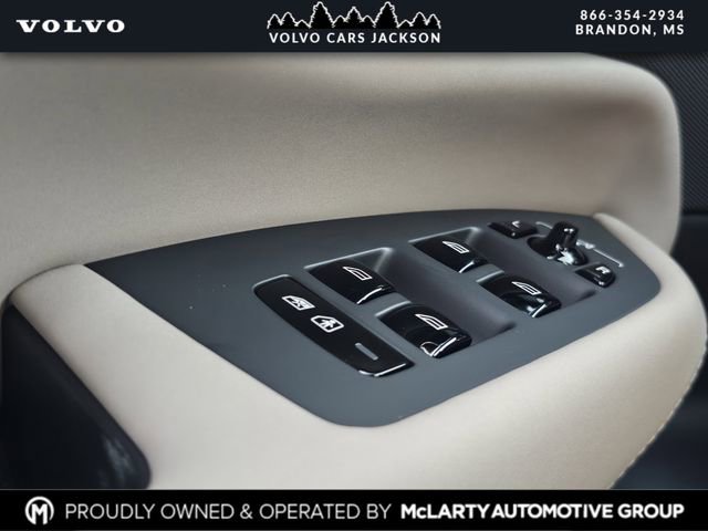 New 2026 Volvo XC90 B6 Ultra w/ Protection Package image 16