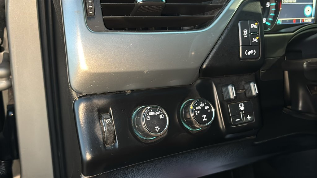 Used 2016 Chevrolet Tahoe LT AWD/4WD image 12
