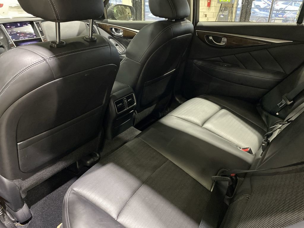 Used 2016 INFINITI Q50 Sport image 5