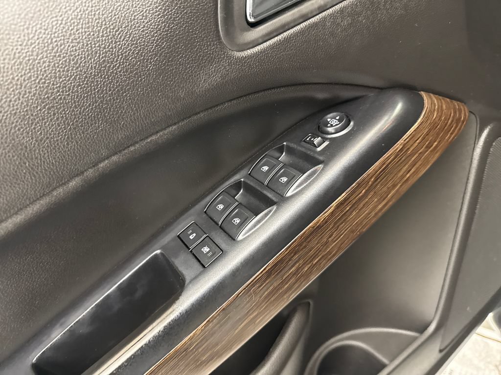 Used 2017 GMC Canyon Denali AWD/4WD image 12