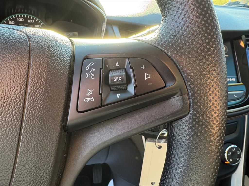 Used 2020 Chevrolet Trax LT image 11