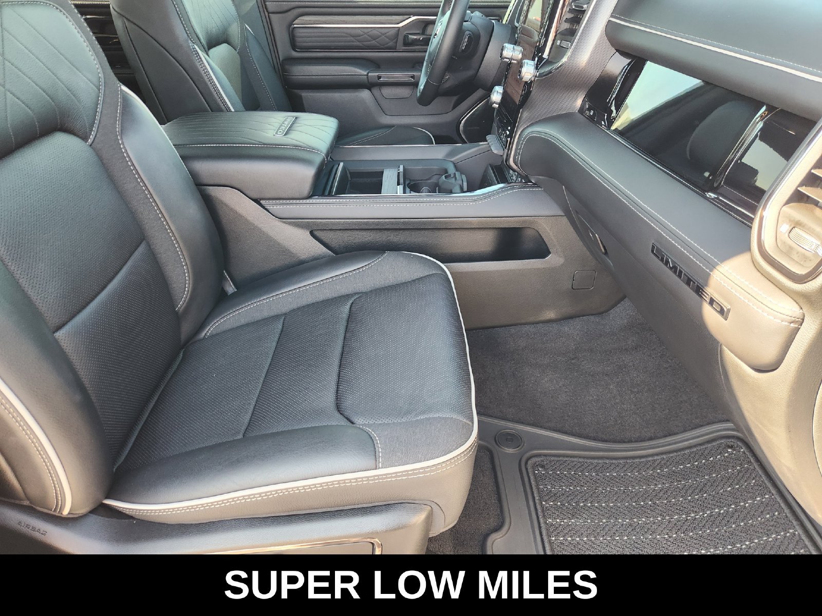 Used 2025 RAM 1500 Limited w/ Body Color Bumper Group AWD/4WD image 18