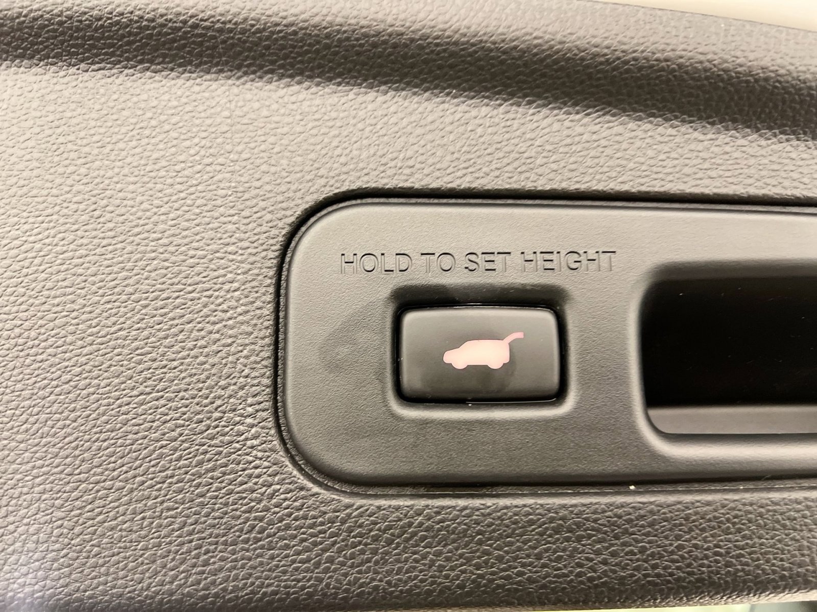 Used 2023 Acura MDX SH-AWD image 28