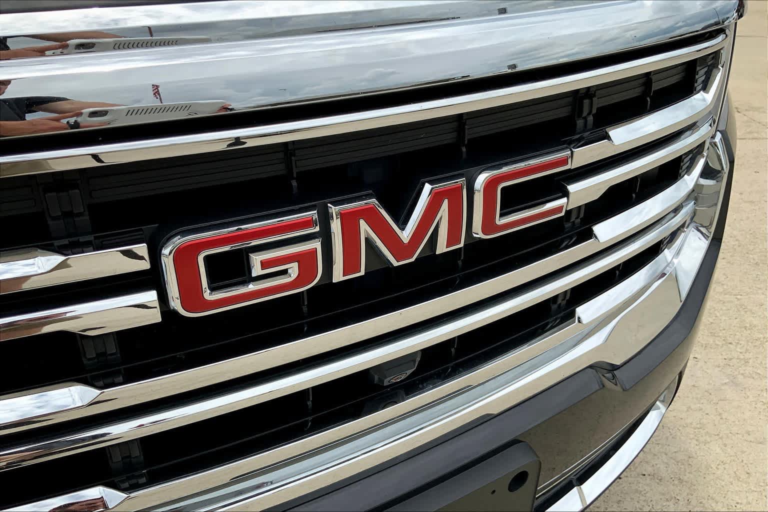 Used 2020 GMC Acadia SLT w/ Premium Package FWD image 30