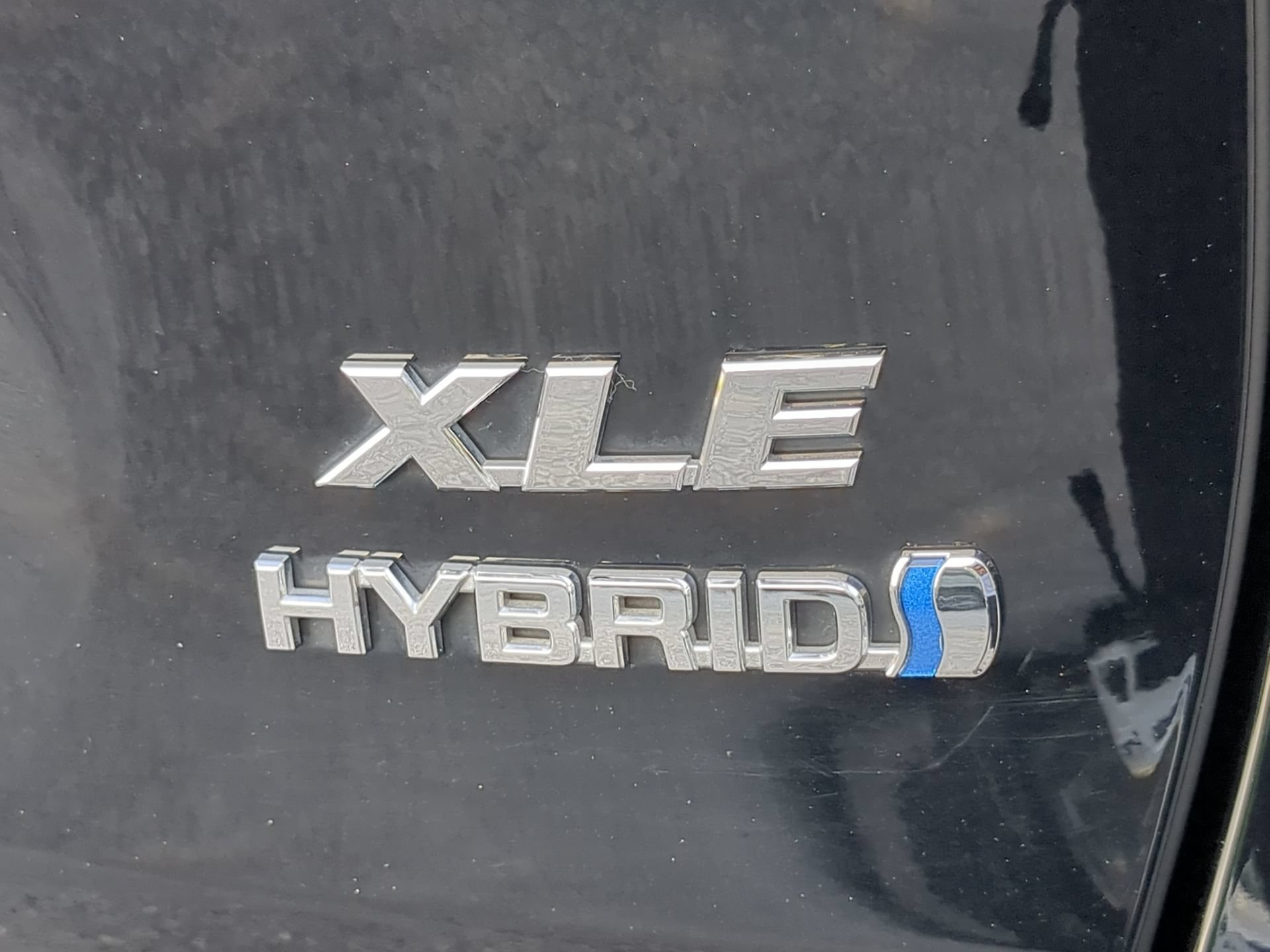 Used 2023 Toyota RAV4 XLE Premium AWD/4WD image 48