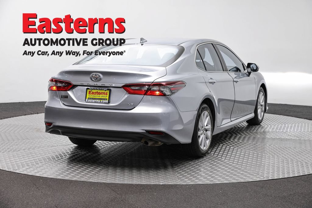 Used 2023 Toyota Camry LE FWD image 7