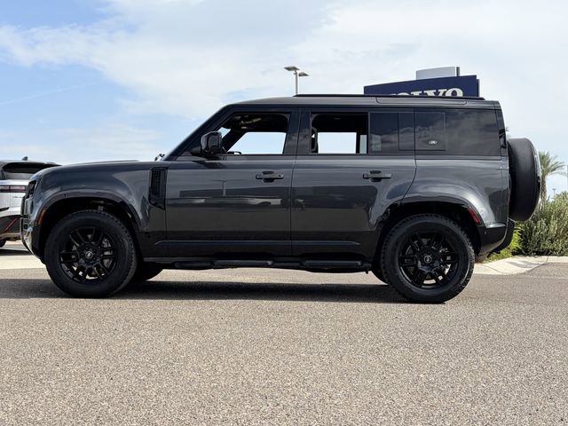 Used 2023 Land Rover Defender 110 X-Dynamic SE AWD/4WD image 32