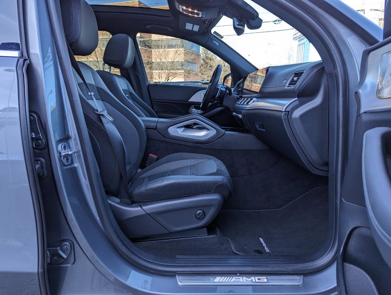 Used 2024 Mercedes-Benz GLE 53 AMG 4MATIC image 33