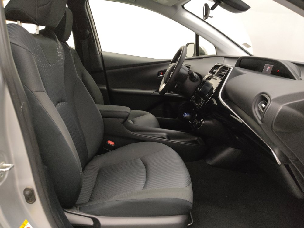 Used 2017 Toyota Prius Two w/ Carpet Mat Package image 21
