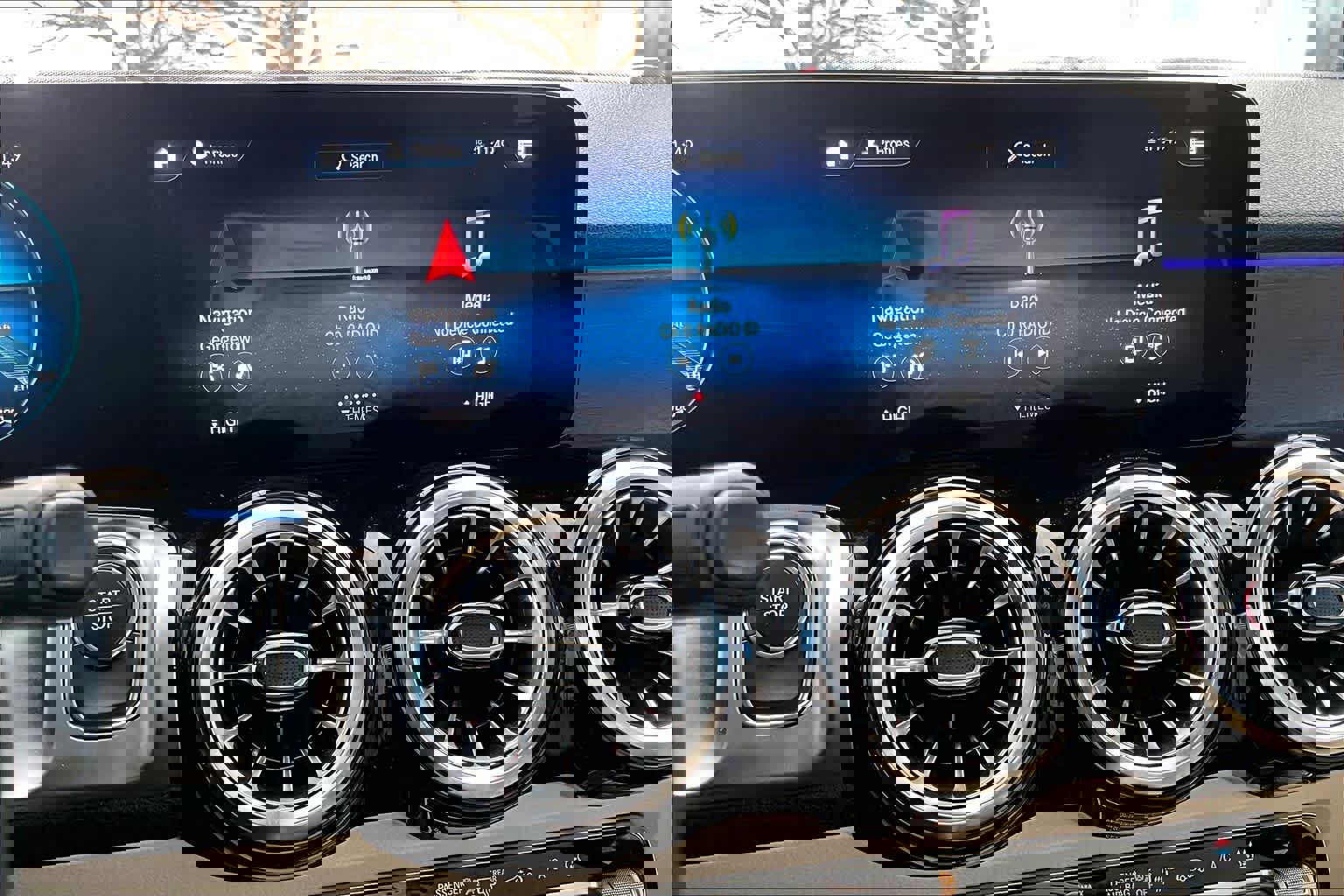 Certified 2023 Mercedes-Benz EQB 300 4MATIC image 34