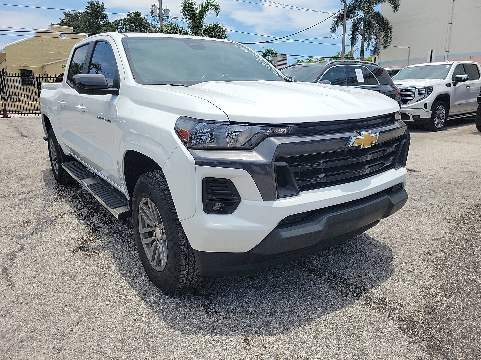 Used 2023 Chevrolet Colorado LT w/ LT Convenience Package RWD image 14