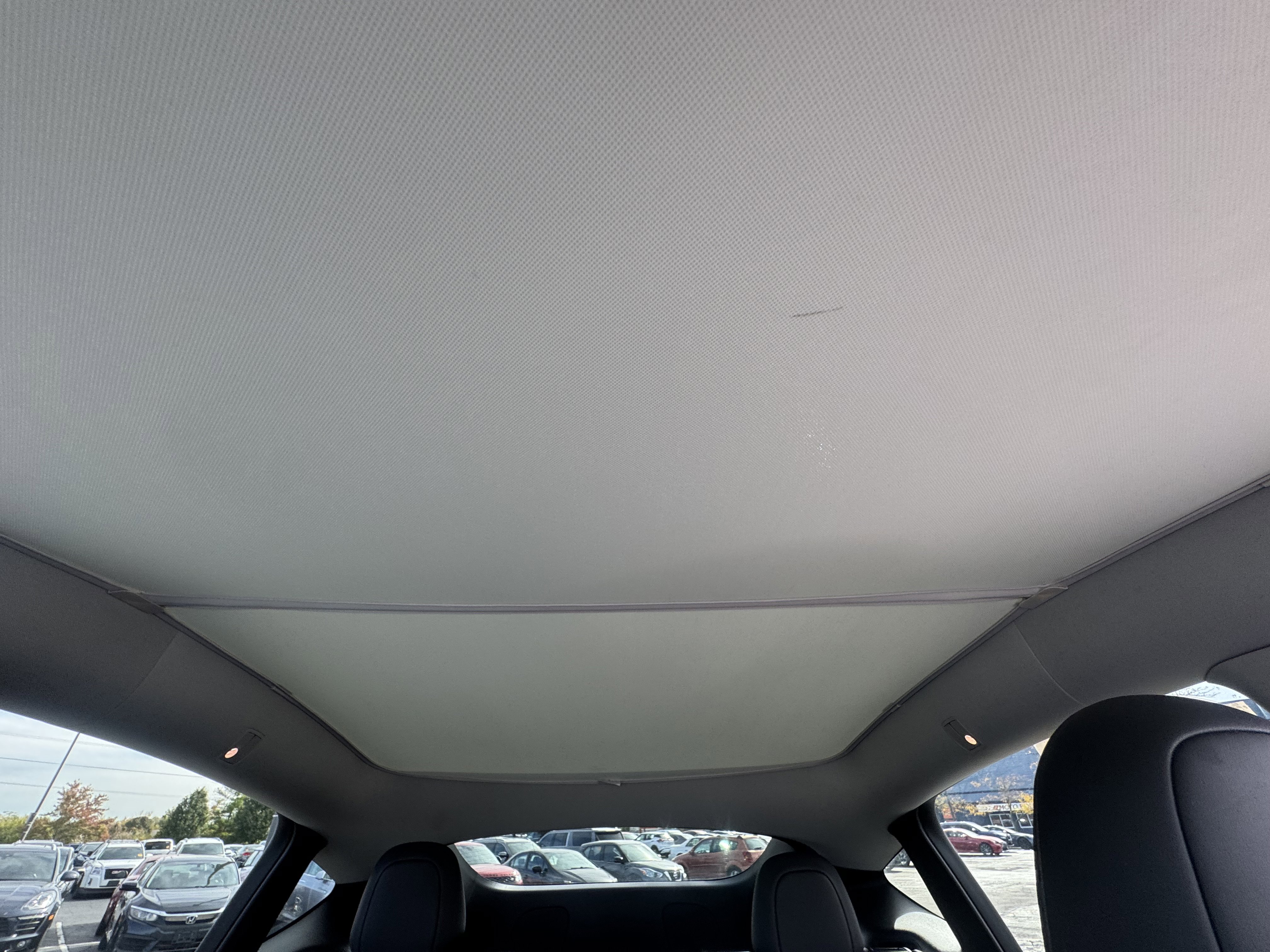 Used 2024 Tesla Model Y 2WD image 30