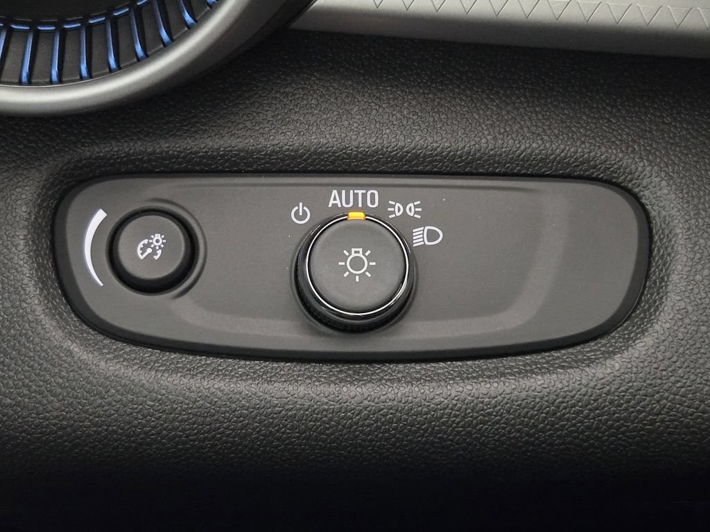 New 2026 Chevrolet Trax LS w/ Driver Confidence Package FWD image 22