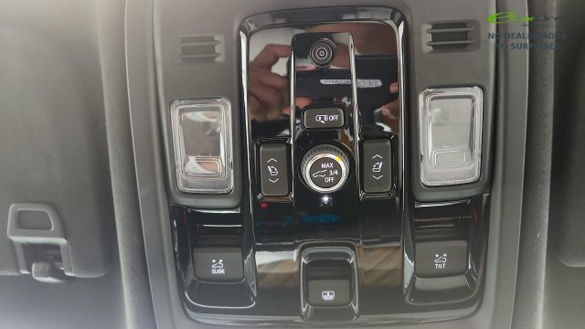 Used 2026 Cadillac Escalade Platinum Sport w/ LPO, ONYX Package AWD/4WD image 94